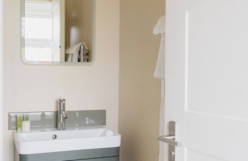 Battle Hotel | White Hart Netherfield