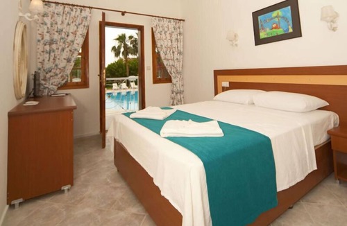 Oludeniz City Center Hotel | White Hotel