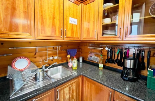 Sao Sebastiao da Pedreira Hostel | White House Lisbon Hostel
