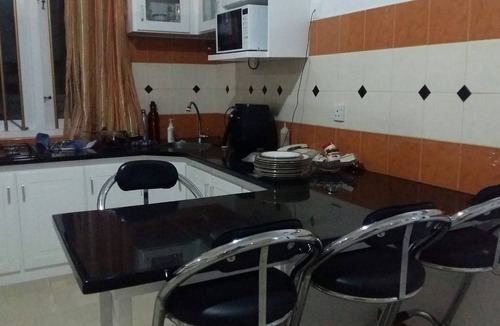 Narangodapaluwa House | White House