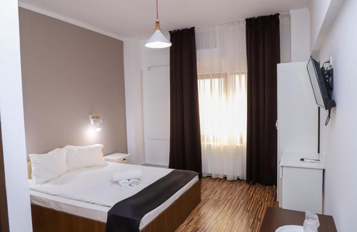 Galati Hotel | White House