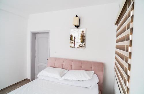 Ranca Cabin | White House