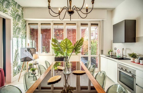 San Francesco Apartment | White Mirror Apartment