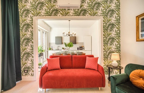 San Francesco Apartment | White Mirror Apartment