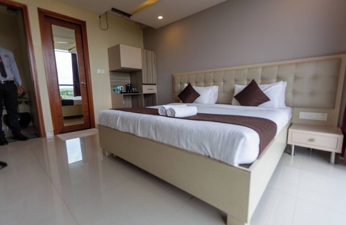 Kodalagurki Hotel | White Mist by NAVA