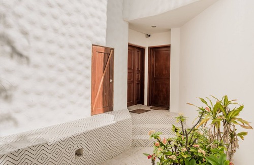 Zona Hotelera Villa | White Monkey Private Beach Villa