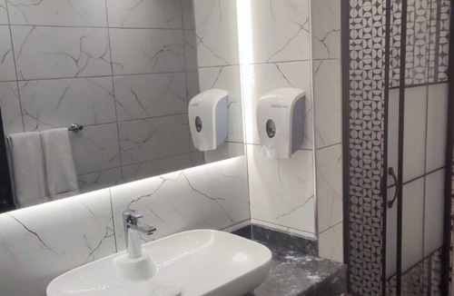 Ozbek Koyu Bed & Breakfast | White Moon Hotel