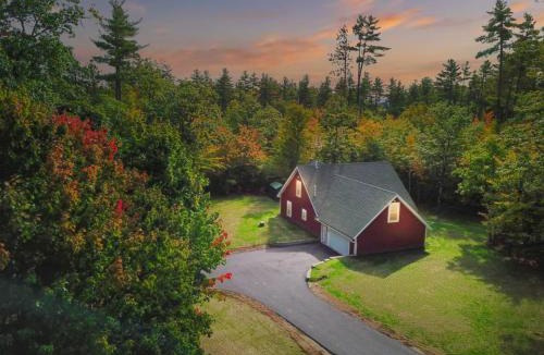 Fryeburg House | White Mountain Dream Cabin