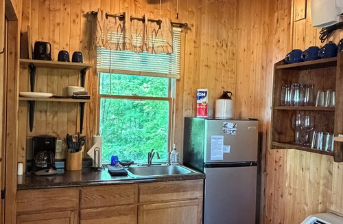 Hardin County Cabin | White Oak Tree House by Garden of the Gods in the Shawnee National Forest
