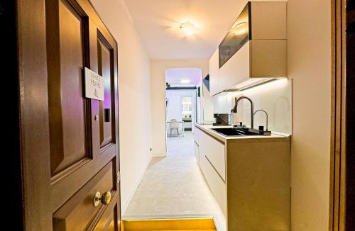 Suburbio VII Portuense Apartment | White Pearl Exclusive Apartment