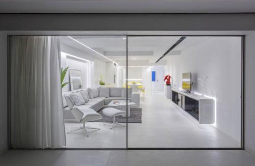 Athens City Centre Apartment | White Penthouse
