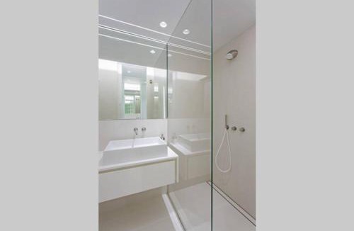 Athens City Centre Apartment | White Penthouse