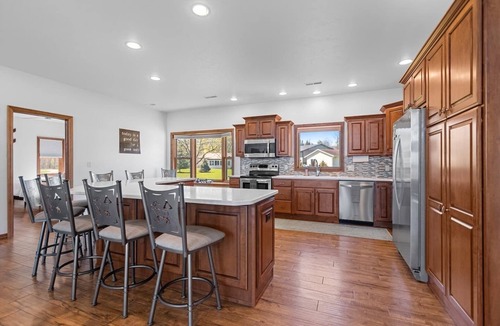 Brazeau Cottage | White Potato Lakefront Retreat with Dock