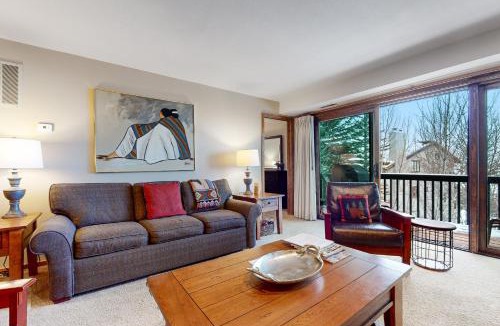 Teton Village Apartment | White Ridge B2