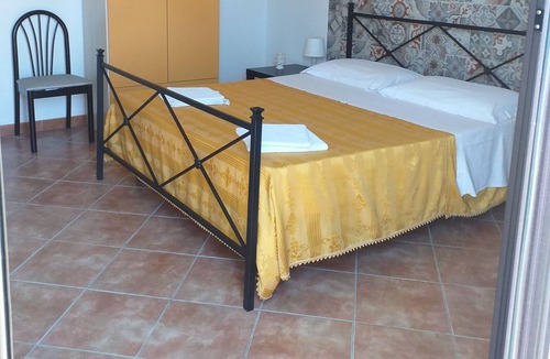 Noto Marina Cottage | White Rocks, villa 50mt from the sea
