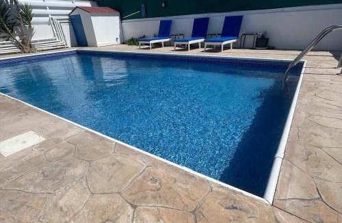Universal Villa | White Rose Villa