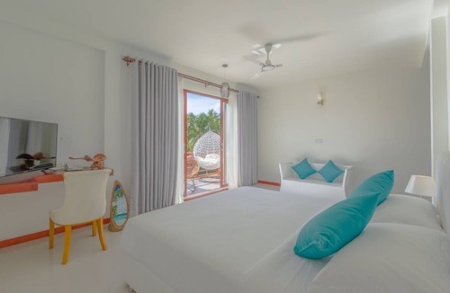 Dhigurah Hotel | White Sand Dhigurah