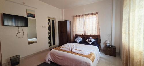 Viman Nagar Villa | White Stone Villa