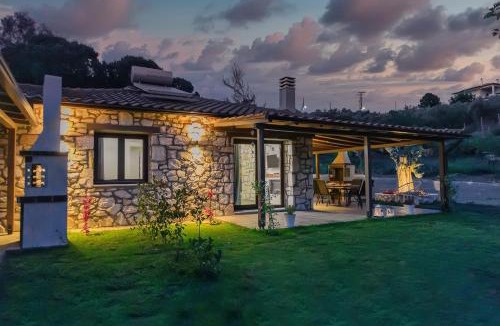 Sithonia Villa | White Stone Villas Dimitra and Eleni