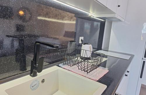 Kalathos Apartment | White studio kalathos