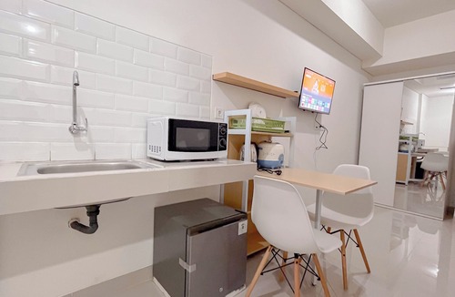 Makassar Apartment | White Style Studio (No Kitchen) Apartment Bandaraya - Tallasa City Makassar