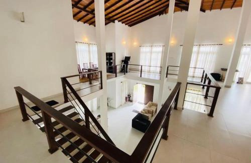Welisara Villa | White villa