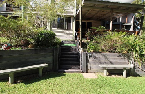 Orchid Beach Apartment | White Wave - Affordable 3 Bedroom Apartment
