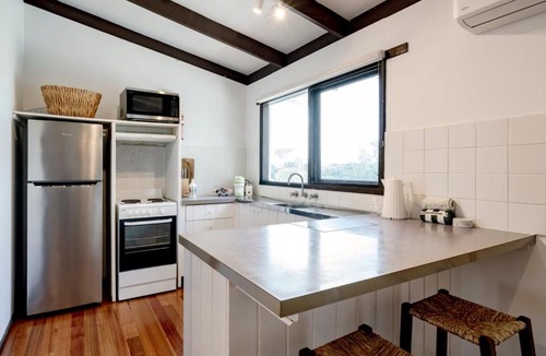 Ocean Grove House | Whitehouse; Beachside, Fireplace, Pet friendly