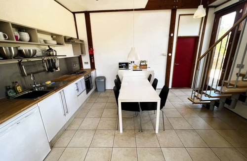 Newport House | Whitestone Barn, The Isle of Wight.