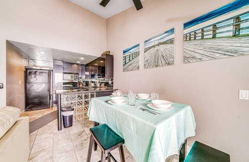 South Oceanside Condo | Whitewater Village Charm Oceanfront