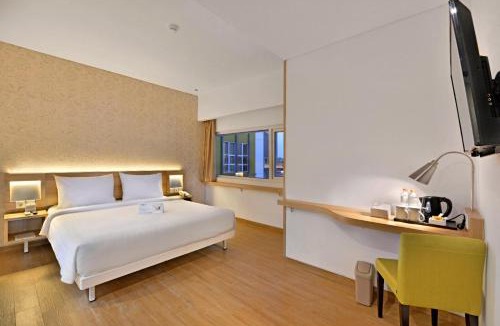 Klojen Hotel | Whiz Prime Hotel Basuki Rahmat Malang