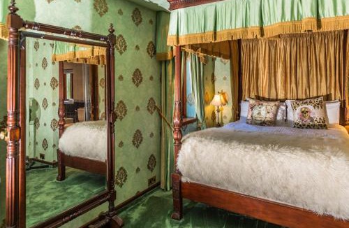 Grafty Green Hotel | Who'd A Thought It