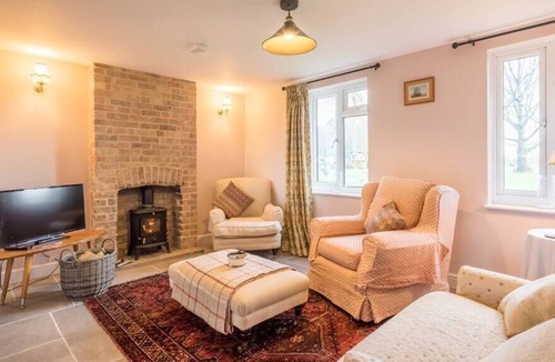 Littleport Cottage | Whooper Cottage - Charming & Cosy Country Cottage