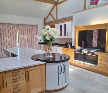 Nuthurst House | Whytings Stud Barn 2