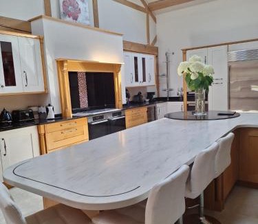 Nuthurst House | Whytings Stud Barn 2