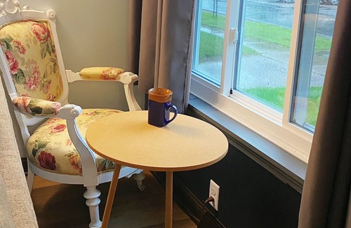 Stevens Point House | WI river, Kash Park Play & Stay, Pet friendly, fully fenced yard.