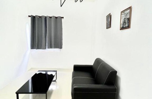 Photharam Hotel | WICKET WHITE VILLA