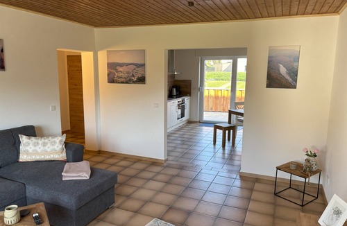 Serrig Apartment | Widdertshäuschen Vacation Home, Hilde Apartment with Sun Terrace