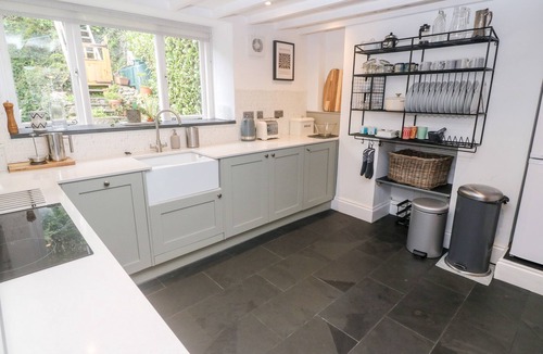 Flushing Cottage | Widgeons Keel