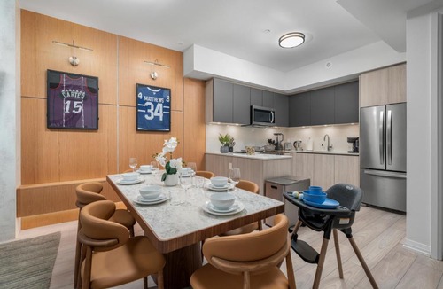 Toronto Entertainment District Hotel | Widmr Residences
