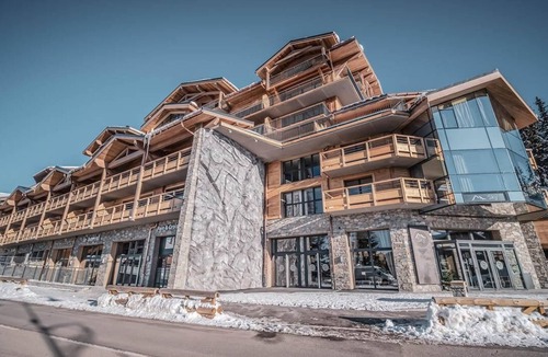 La Rosiere Apartment | Wifi, 100m from resort center, 5th floor, view valley, fitness, swimming pool, sauna, hammam