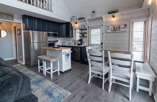 Ladysmith House | Wiggle Weigel Lodges