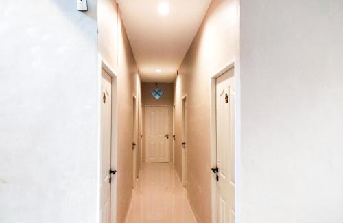Batang Hotel | Wikost Premiere Inn Mitra RedDoorz