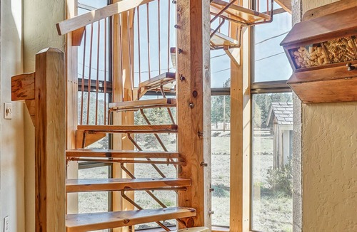 Parks House | Wild Bill Retreat | Treehouse | Acre of Fun | Near Grand Canyon & Williams