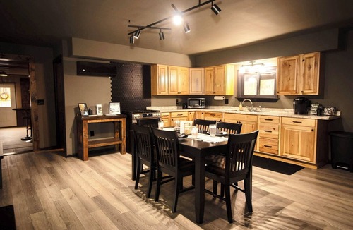 Sigel House | Wild Pines Ranch- Sauna~Gameroom
