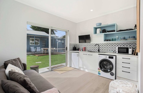 Goolwa South Apartment | Wild Rose Studio, 100M to the water