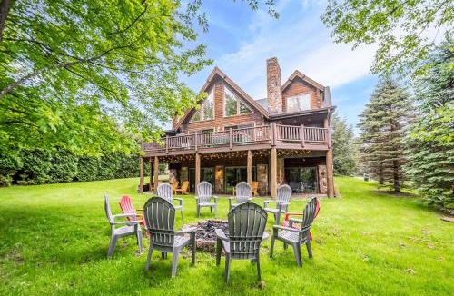 North Glade Hills House | Wild Wild West