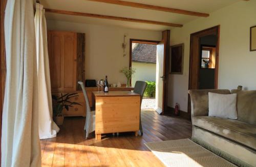 Abbess Roding Bed & Breakfast | Wilderness B&B 3 Self Contained Rooms Nr Sissinghurst