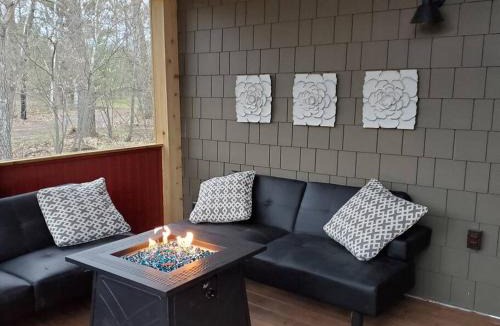 Pine City House | Wilderness Meadows