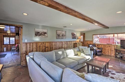 Morrison House | 'Wildmanor Ranch' Near Red Rocks w/Hot Tub!